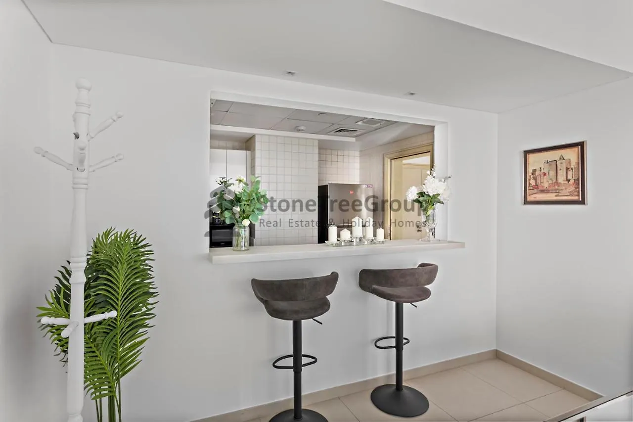 Stonetree - Luxury 2 Bedroom With 1 Maid Room With Sea View And Beach Access Dubai 0*,  United Arab Emirates